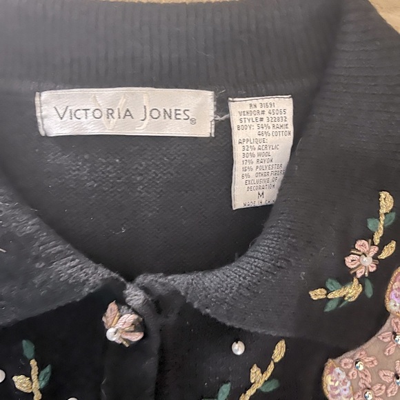 🎄 Gorgeous Vintage Christmas Sweater Embroidered Sequins Ribbons Pearls - Picture 5 of 5